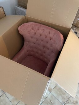 novy luxusny velky chesterfield ušiak -35% - 11