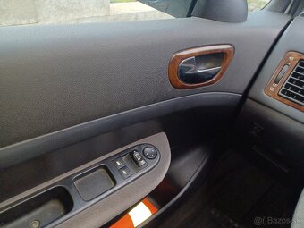 Predám Peugeot 307 combi, 2.0 HDi, 66 kW, r.v. 2003 - 11