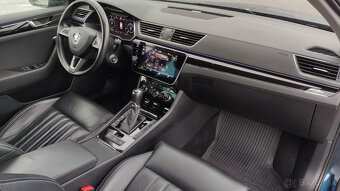 Škoda Superb IV kombi PHEV L&K - 11