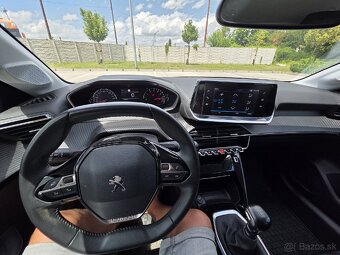 PEUGEOT 208 ALLURE 1.2 PureTech 100k - 11