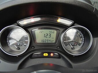 PIAGGIO MP3 500 ,,B" vodičák 2017 - 11