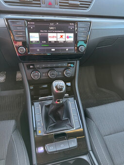 Predám ŠKODA Superb kombi 2.0 TDI - 11