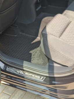 Škoda Superb 2.0L DSG - 11