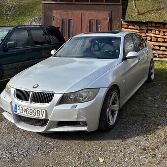 BMW E90 320d - 11