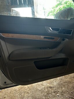 Rozpredam Audi A6 C6 3.2 FSI - 11
