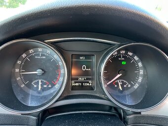 Škoda Superb 2.0 TDI CR 125kw DSG - 11