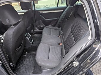 Škoda Octavia Combi 2.0 TDI DSG Edition Navi DVD Ťažné R17 - 11