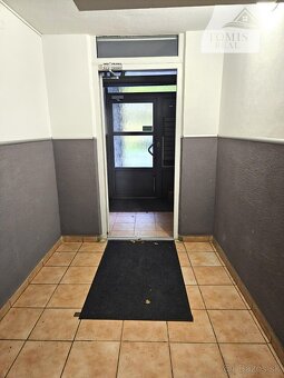 ŤAHANOVCE - 4 izbový byt 80 m2, Budapeštianska - 11