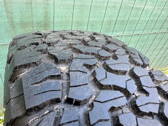 Predám offroad pneu 315/70 r17 315/70/17 4x4 R17 SUV M+S Pre - 11