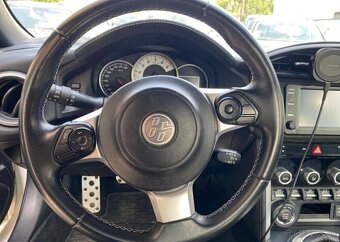 Toyota GT86 2.0-TOP STAV-NAVI-SPORT - 11
