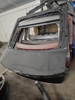 Octavia IV Svetlo , naraznik, celo, kapota dvere blatnik, - 11