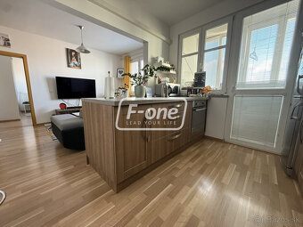 Prenájom 3 izbový byt - Bratislava - Petržalka, Hálova - 11