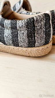 Nové espadrilky strieborno-čierne - 11