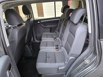 Volkswagen Touran 1.2 TSI M6 Trendline Navi 7miest Panorama - 11