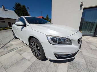 Volvo V60 plugin-hybrid, 4x4 , D5 AWD, r.v. 2015 - 11