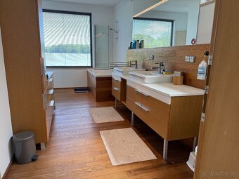 Štýlový hausbót na Dunaji je na predaj - 11