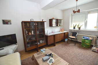 3izb RD, Pezinok, tichá ulička, časť Cajla, pozemok 6,4á, vš - 11