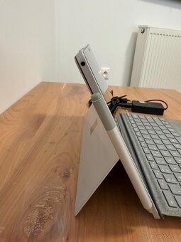Microsoft Surface Pro 6 – 256GB / i5 / 8GB - TOP STAV - 11