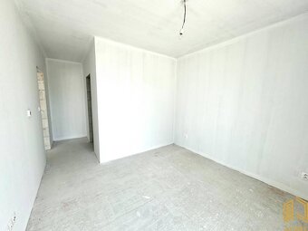 NA PREDAJ 4 - IZB. NOVOSTAVBA, SENICA - GAŠTANOVÁ UL. - 11