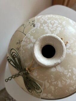 Guľatá keramická váza - 11