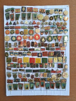 Predám odznaky 4 - 11