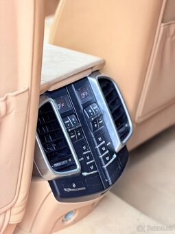 Porsche Cayenne GTS 2013 - 11