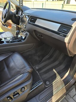 Touareg TerrainTech 3,0TDi 180kW 2011 - 11