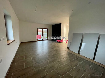 RezervovanéNa predaj 3-izbová novostavba v tichej lokalite - 11