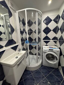 Prenájom  2-izb.byt, nová rekonštrukcia, nové zariadenie, SN - 11