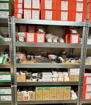 Elektro material, cyky,rozvadzace, asfora,legrand,eaton,FXP - 11