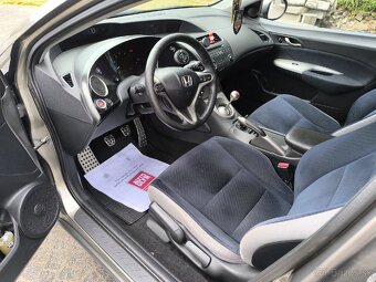 Honda Civic 8g 1.8 V-tec - 11