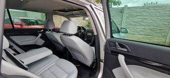 Skoda octavia 2.0 tdi 4x4 (BMM) Laurin&Klement - 11