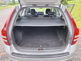 Kia Ceed combi 1.4 benzin 77 kw  rok 5/2008 180000 km - 11