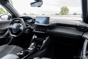 Peugeot 2008 GT-Line V ZÁRUKE - 11
