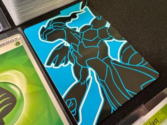 Pokemón MEGA balík (F): 100ks kariet v obaloch s EX + darček - 11