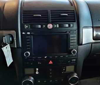 Volkswagen Touareg 2.5TDi RS Automat - 11