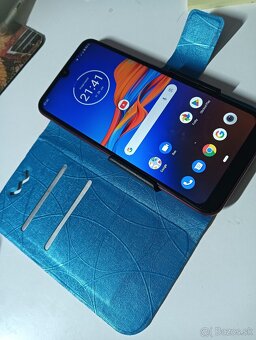 Motorola e6 plus - 11
