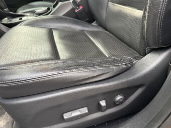 Hyundai Santa Fe 2.2 CRDi 4x4 - 11