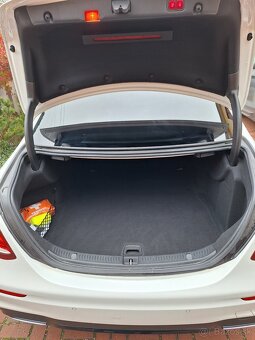 Predam Mercedes W213 220d SR+SK - 11