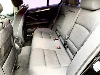 BMW Rad 5 520d xDrive 190k, Mesačne: 263€ - 11