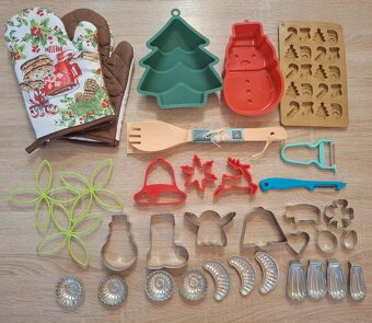 Vianoční škriatkovia,anjelikovia,háčkované ozdoby,pohľadnice - 11