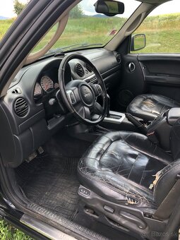 Jeep Cherokee 2.8 CRD - 11