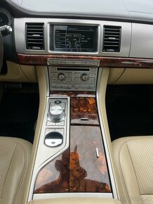 Jaguar XF 3.0D S Premium Luxury - 11