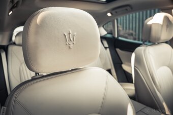 Maserati Levante S - 11