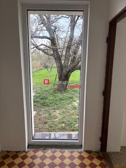 Ponúkame na predaj 3izbový dom s veľkorysím sadom v lukratív - 11