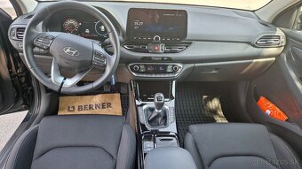 Hyundai i30HB 1,0 TGDi 6MT FAMILY - 11