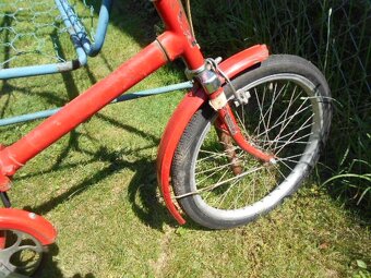 mestský skladací bicykel na fotkách - 11