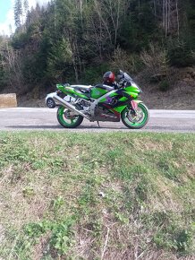 Kwaki ZX9R E2 2001. - 11