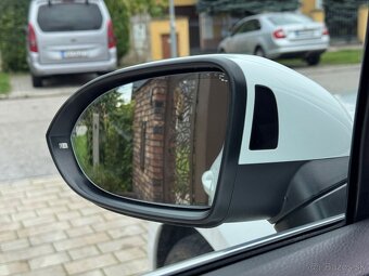 Volkswagen Passat Variant 2.0tdi 110kw, R20 - 11