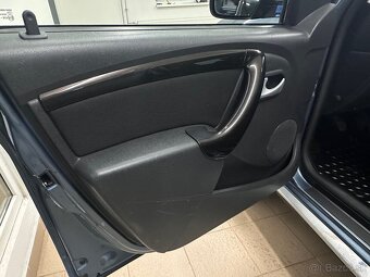 Dacia Duster 1.6 4x4 - 11